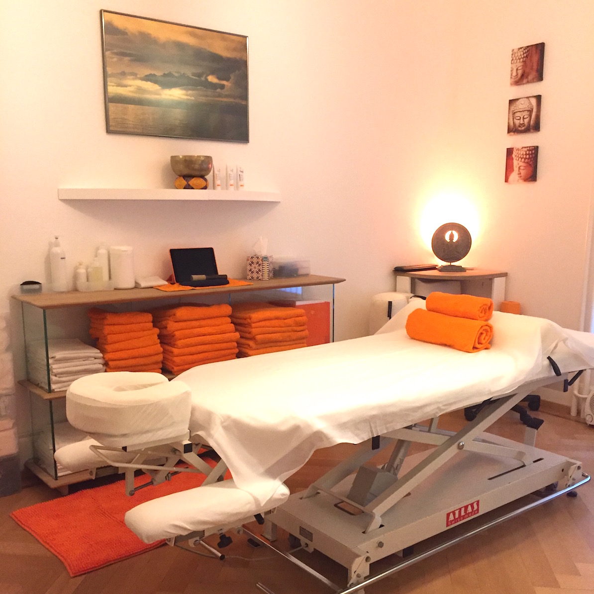 Table de massage et cabinet de traitement - José Rüegger