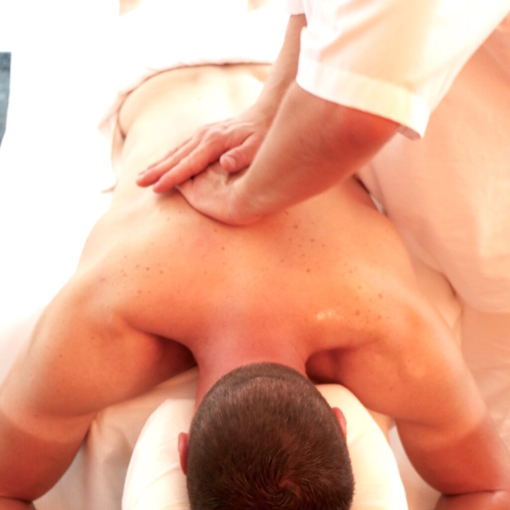 Massage du dos - séance de massage médical à Lausanne