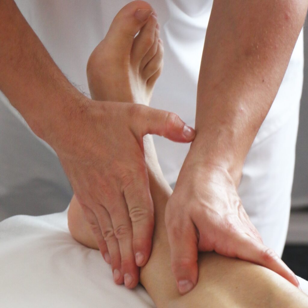 Massage de la jambe - séance de massage médical à Lausanne